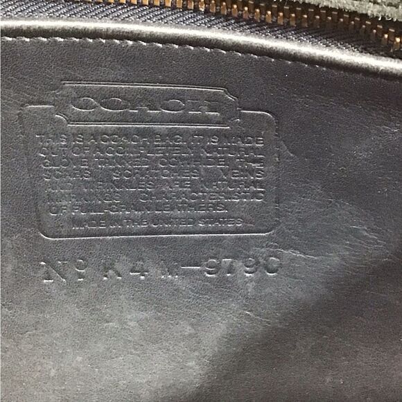 Vintage Coach Blue/Black City Bag 9790 Leather Shoulder Crossbody Bag - Picture 2 of 16